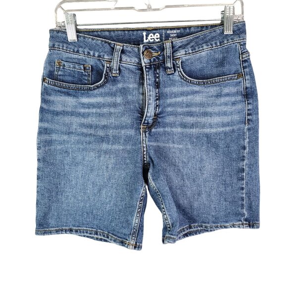 Women's Lee Blue Denim Shorts Medium Wash 7" Inseam Size 8 - Picture 1 of 10